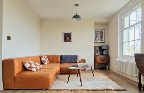 Margate Apartment | Luxury loft apartment in Trinity Square next to Margate Old Town, with sea views
