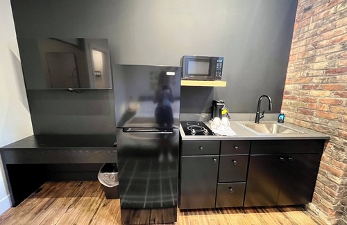 Downtown Toledo Apartment | Luxury Loft - Best Location