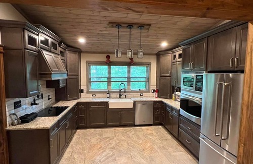 Boonville Cabin | Luxury Log Cabin Living