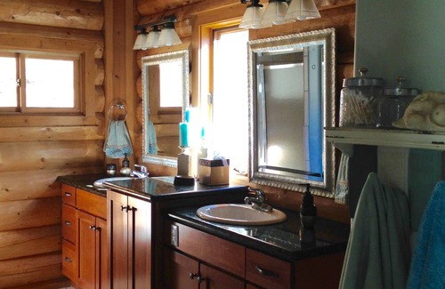 Westcliffe Cabin | Luxury log home with style-serene mountain living at it's finest!
