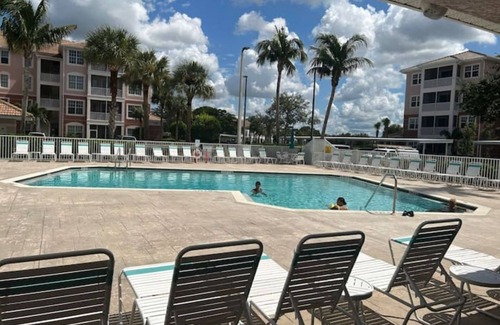 Majestic Palms Apartment | Luxury Majestic Palms Condo Minutes from Beach