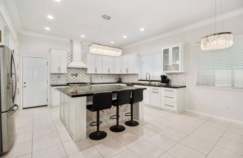 Elk Grove House | Luxury Mansion House