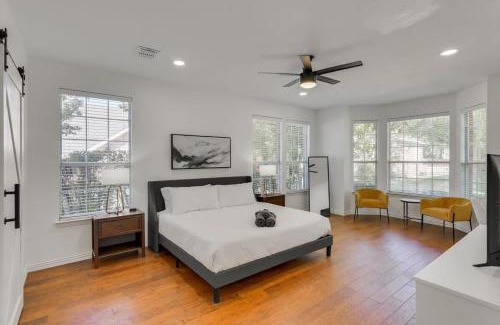 Rowlett House | Luxury Mansion Paradise - Cinema Room, Pool, Spa