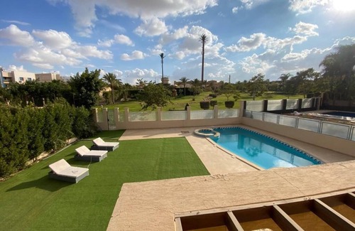 New Cairo Villa | Luxury Mansion with pool and Jacuzzi in New Cairo.