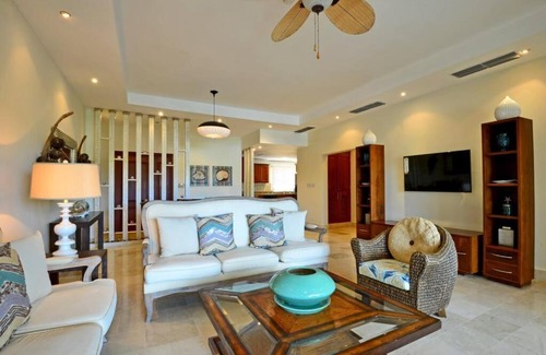 Cap Cana Marina Apartment | Luxury Marina condo with private beach and pool