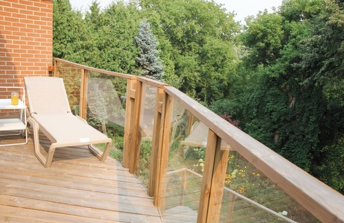 Bayview Woods - Steeles House | Luxury Master W/Ravine Balcony, Ensuite Bath & 2 Walk-In Closets-31+nights