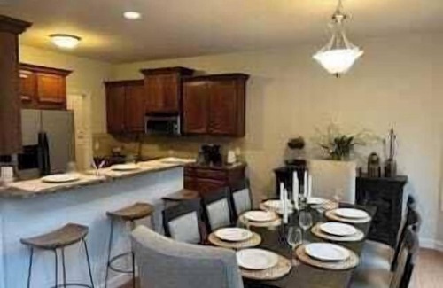 Innsbrook House | Luxury meets nature this Innsbrook stunning home