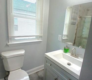 Northeast Bed & Breakfast | Luxury & Mellow Private Room in DC