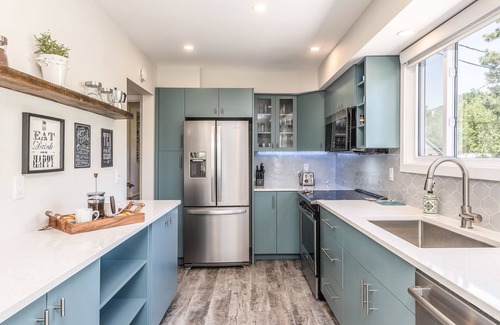 Bloomfield House | Luxury mid-century modern gem!