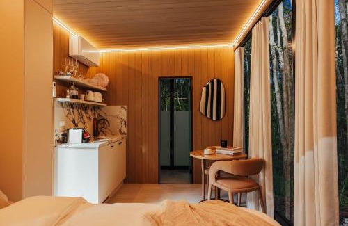 Possum Creek House | Luxury Mirror Home in Byron Bay Hinterland