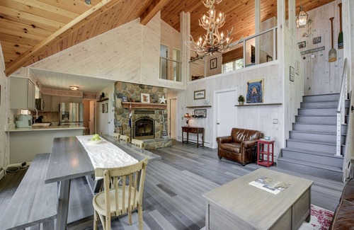 Grand Rapids Cabin | Luxury Modern Cabin On Deer Lake!🦌Hot tub. One of the cleanest lakes in MN ❤️