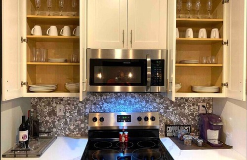 East Side House | Luxury Modern - Minutes from everything, Atlanta.