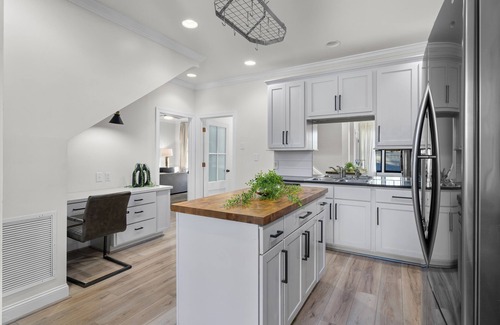 Glen Iris House | Luxury Modern Stay Near UAB