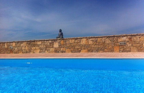 Obidos Villa | Luxury modern villa with private swimming pool and unique view of ocean and mountain landscape