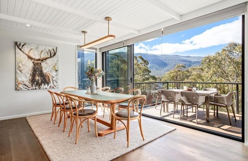 Lake Crackenback Apartment | Luxury Mountain Chalet one of Crackenback's best
