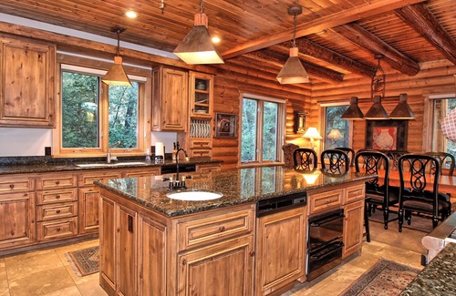 Sundance Cabin | Luxury Mountain Home. Hot Tub, 6 Bedrooms, 5.5 Bath, Theater, Steam Rm, Sauna