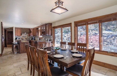 Carbondale House | Luxury Mountain Home with Gorgeous Mountain Views and Hot Tub, Near Skiing!