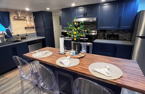 Midvale House | Luxury Mountain Residence:Ski resort, Hikes,Golfing clubs