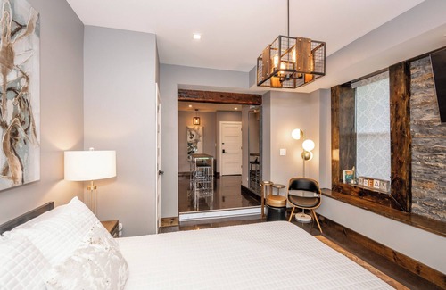 Mount Adams Apartment | Luxury Mt. Adams Retreat Apt 1 – Hillside Home w/Incredible City Views!