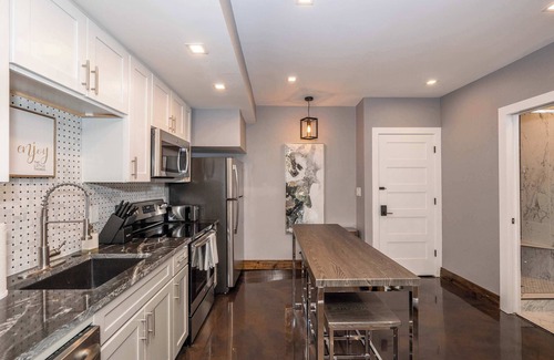 Mount Adams Apartment | Luxury Mt. Adams Retreat Apt 1