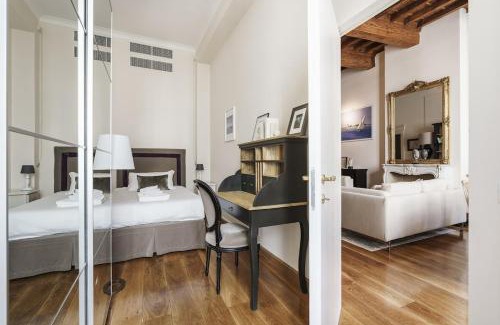 Santa Maria Novella Apartment | Luxury Nest in Historic Florence