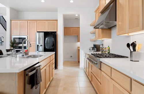 Rancho Cordova House | Luxury new house games and views