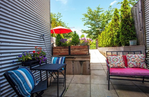 North End Apartment | Luxury North End One-Bedroom in Trendy Downtown Halifax Neighourhood.
