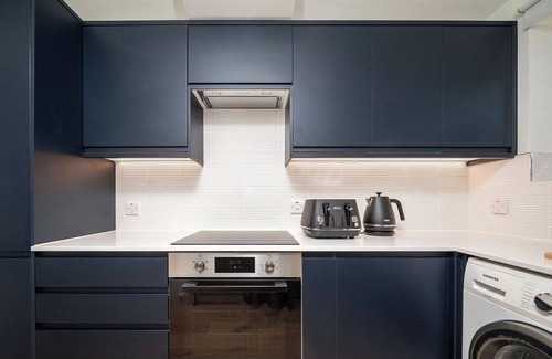Notting Dale Apartment | Luxury Notting Hill 2 Bed With Private Terrace