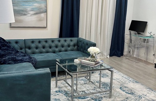 Baltimore Apartment | Luxury Oasis a 1 BR Apartment in the Heart of Fells Point