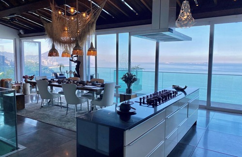 Joatinga House | Luxury Ocean Front Loft in Rio De Janeiro Joa