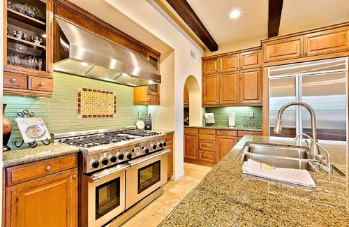 Turtle Ridge House | Luxury Ocean View Home With Private Pool mins to Pelican Hill - Stunning!