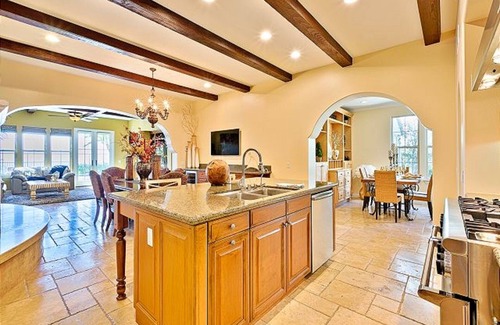 Turtle Ridge House | Luxury Ocean View Home With Private Pool mins to Pelican Hill - Stunning!