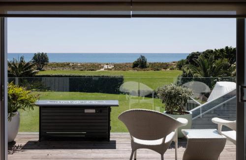 Papamoa Beach Villa | Luxury Ocean Villa in Papamoa