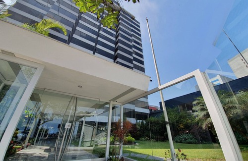 Reducto Apartment | LUXURY OCEANFRONT LARCOMAR MIRAFLORES