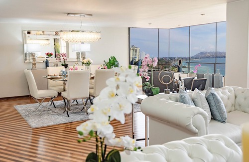 Reducto Apartment | LUXURY OCEANFRONT LARCOMAR MIRAFLORES