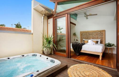 Byron Bay Apartment | Luxury On The Bay - 2 x 3 Bedroom Apartments