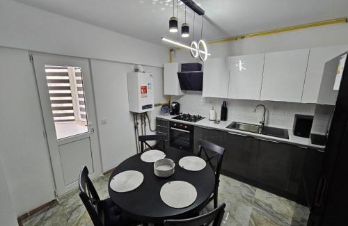 Constanta Apartment | Luxury Paco