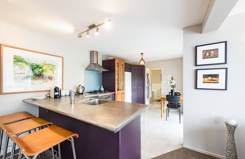 Paihia Apartment | Luxury Paihia Apartment with optional Detached Cabin