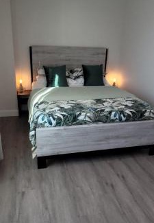 Halifax Apartment | Luxury Panorama Family-Sized Suite