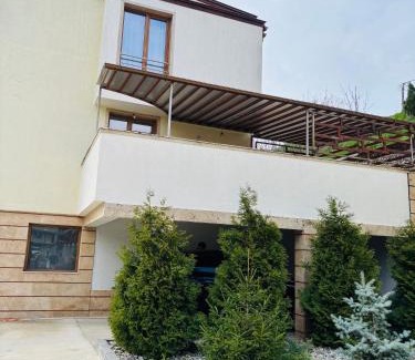 Sandanski Villa | Luxury Park Villa