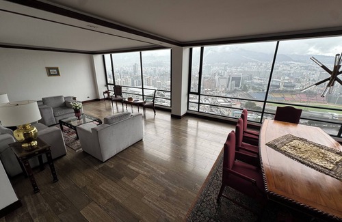 Quito Apartment | Luxury Penthouse City View of Quito
