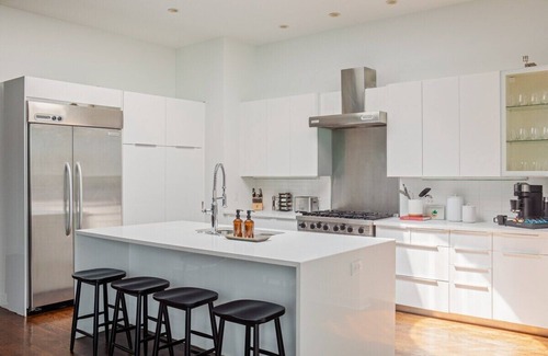 West Town Apartment | Luxury Penthouse Loft - Heart of Fulton Market