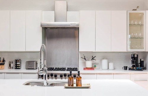 West Town Apartment | Luxury Penthouse Loft - Heart of Fulton Market
