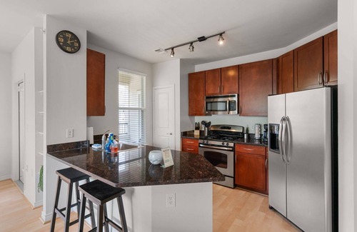 Lorton Apartment | Luxury Penthouse of Lorton VA