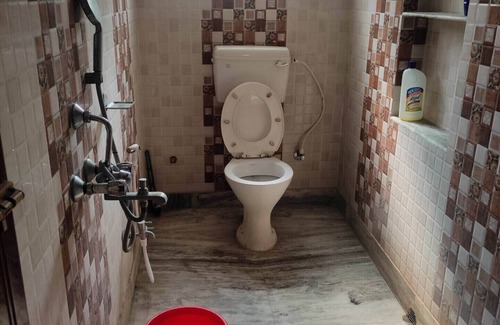 Mukundapur Apartment | luxury penthouse on budget