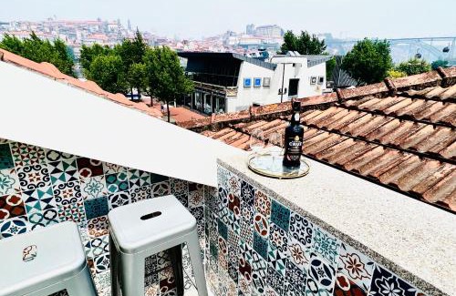 Santa Marinha Apartment | LUXURY PENTHOUSE - River Gallery Art - View&Center
