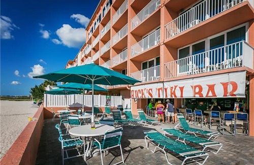 Treasure Island Apartment | Luxury Penthouse Suite at the Island Inn Beach Resort