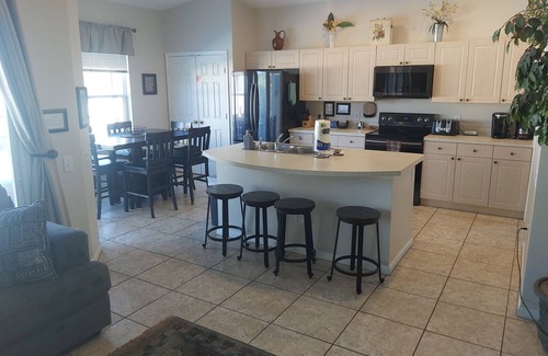 Windsor Palms House | Luxury Pool Home Steps to Disney, 2 Master Suites, Gated, Game Rm, BBQ Free WiFi