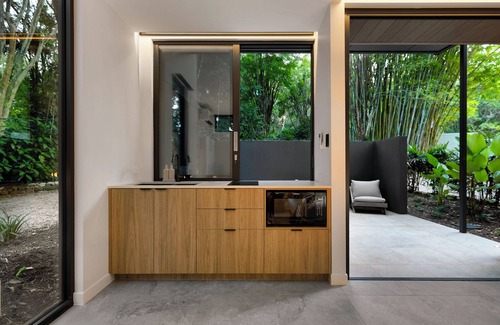 Doonan House | Luxury Rainforest Retreat near Noosa, perfect for groups and big families!