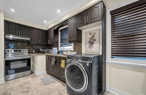 Newtonbrook House | Luxury Renovated 3 Bedroom Home in North Yorkn